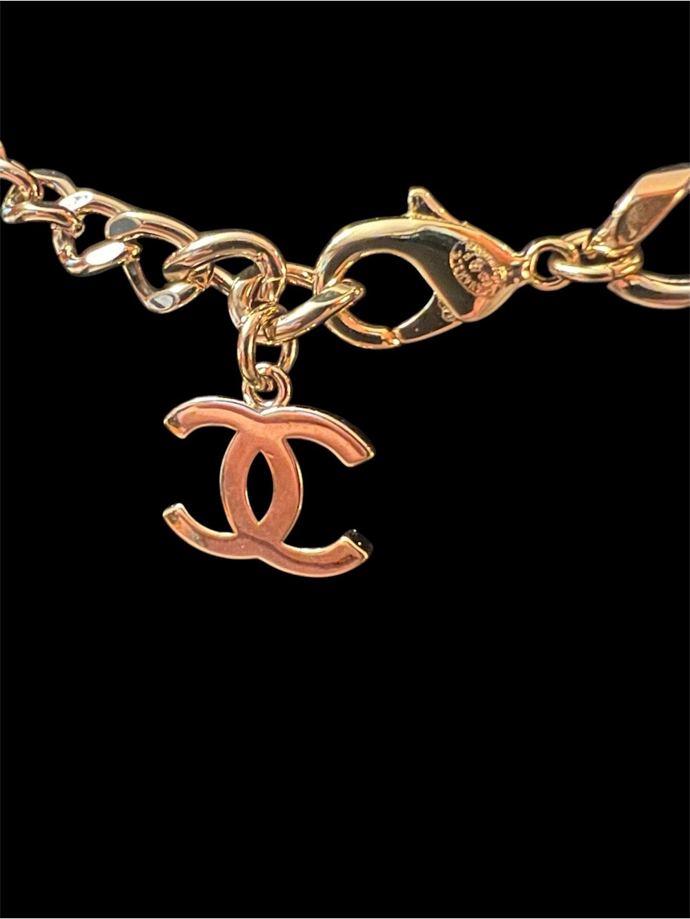 ChaneI Metal CC W/ Black Lamb Leather Choker - Picture 3 of 4